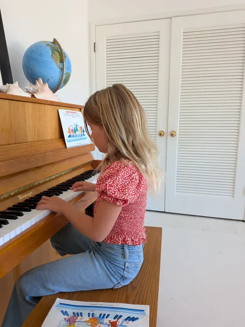 Student music lesson, photo 24