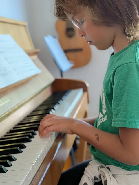 Student music lesson, photo 16